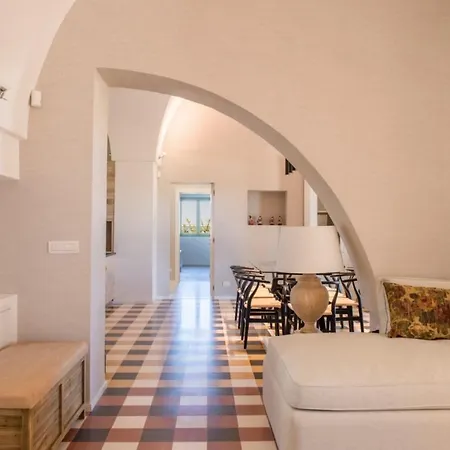 Vila Helloapulia Coccaro *
