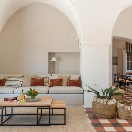 Vila Helloapulia Coccaro *